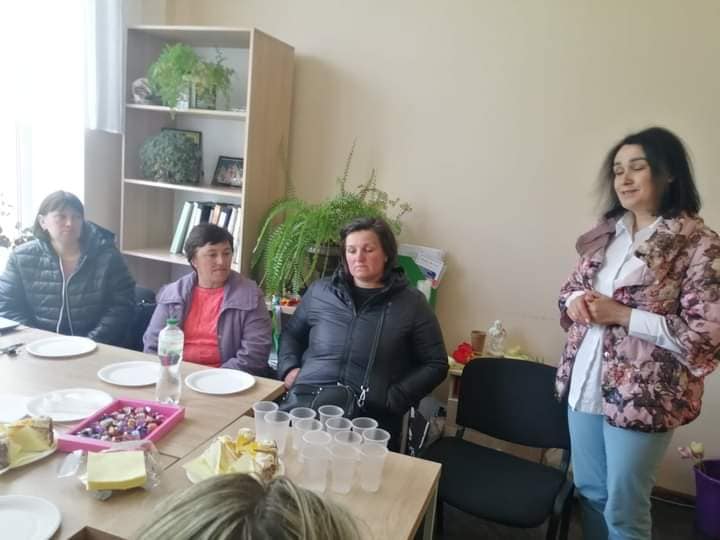 “Waves of Change” BF handed over gifts for Mother’s Day in Pidgaytsi