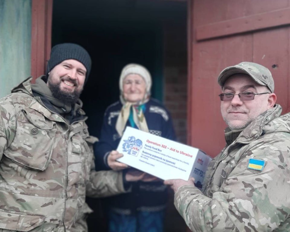Product boxes from “Wave of Change” are received by Ukrainians living in border settlements